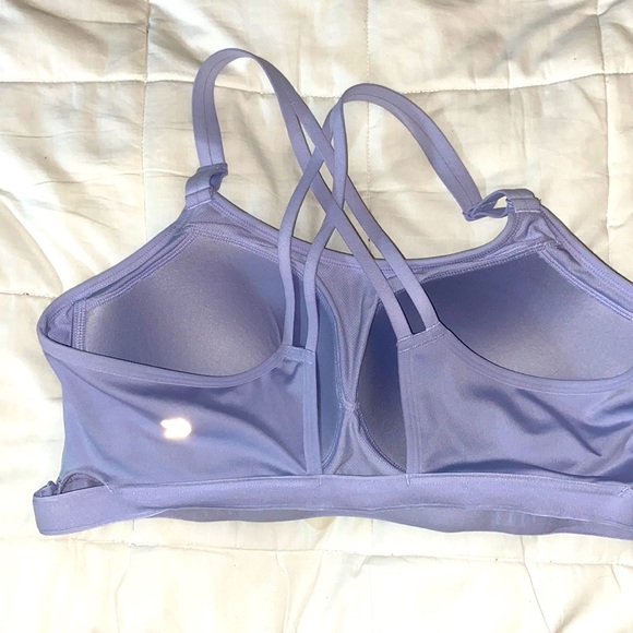 Sports bra - Picture 2 of 3